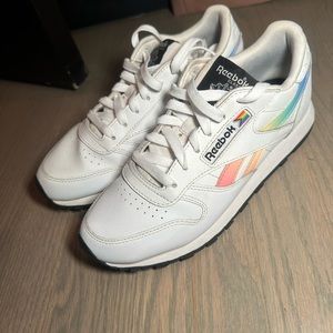 reebok classic Unisex , worn twice